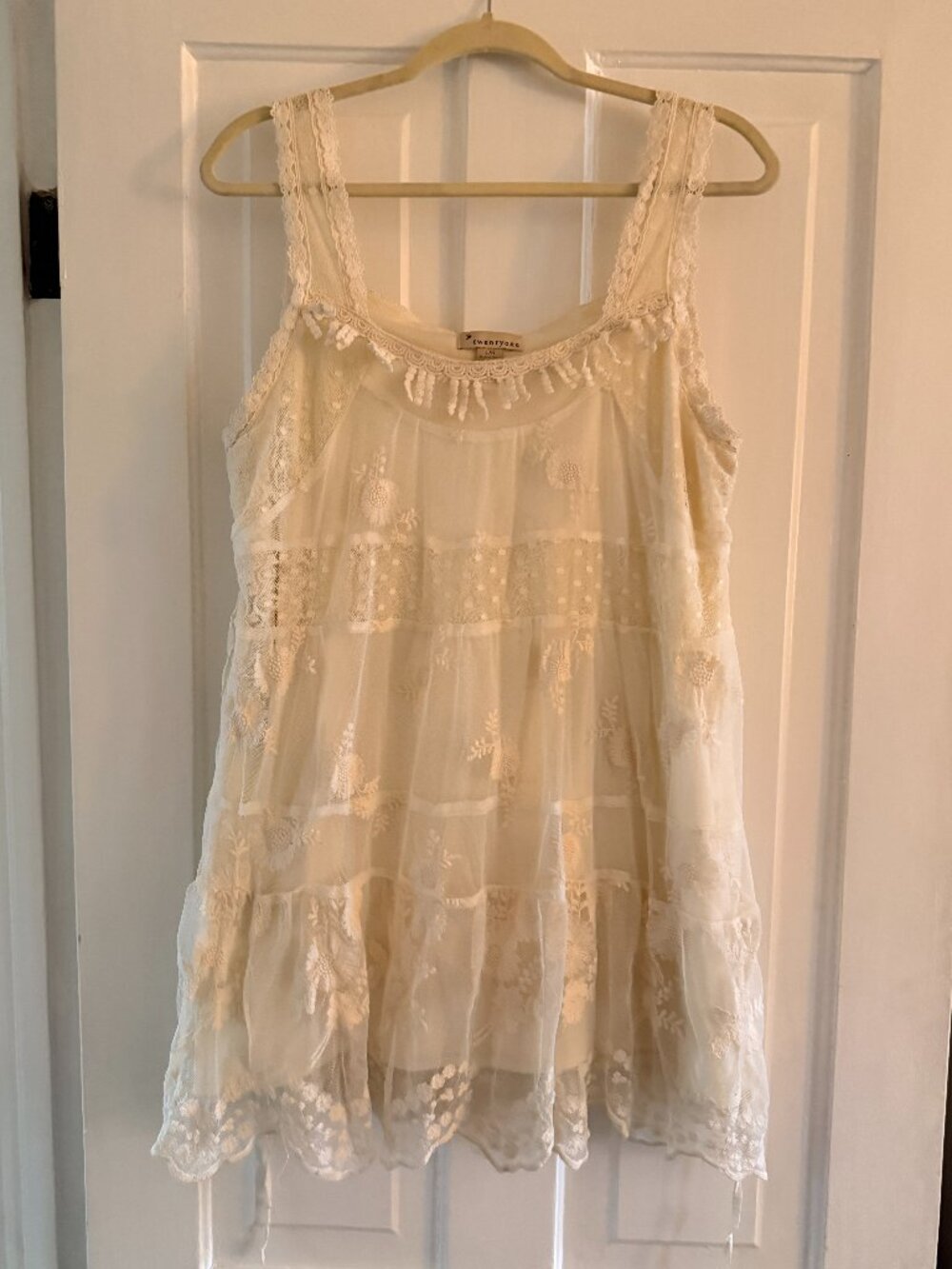 Forever 21 Lacy Tiered Babydoll Dress | Cream White | Women's L